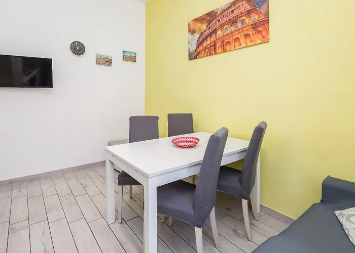 Apartment Ciupi Rom
